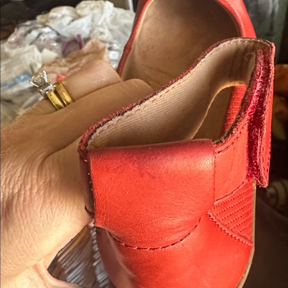 Clark’s red flat shoes great condition. Size 10 - Picture 7 of 7